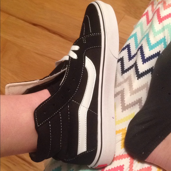 BRAND NEW VANS Hi sk8 - Picture 6 of 8